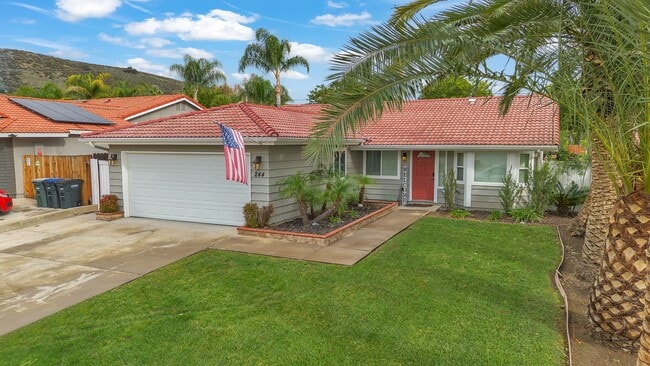 244 White Oak Rd in Lake Elsinore, CA - Building Photo - Building Photo