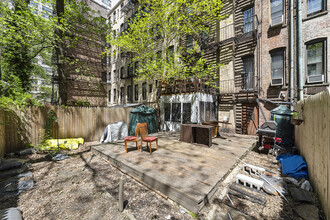 518 E 83rd St in New York, NY - Building Photo - Building Photo