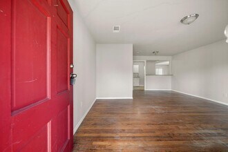 5412 Starling St in Houston, TX - Building Photo - Building Photo
