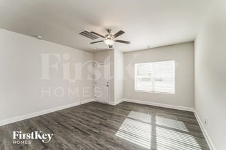 2823 Curbstone Ln in Charlotte, NC - Building Photo - Building Photo