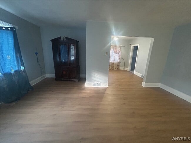 63 Page St in Buffalo, NY - Building Photo - Building Photo