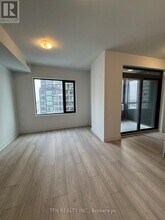 2920 Hwy 7 in Vaughan, ON - Building Photo - Building Photo