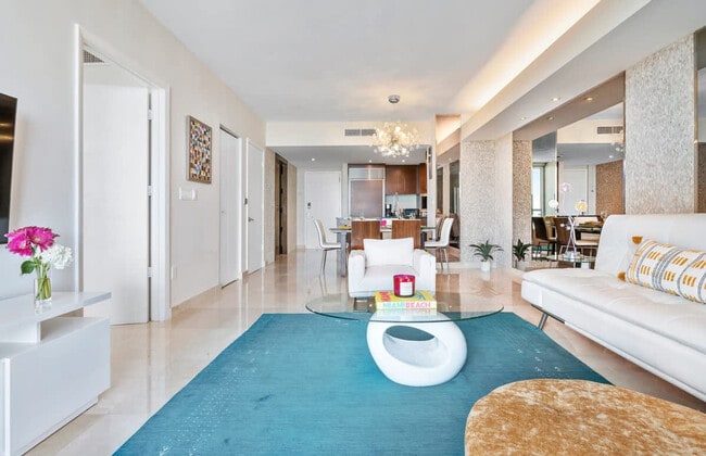 485 Brickell Ave in Miami, FL - Building Photo - Building Photo