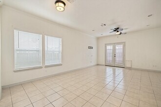 7308 Magnolia Blossom in Galveston, TX - Building Photo - Building Photo