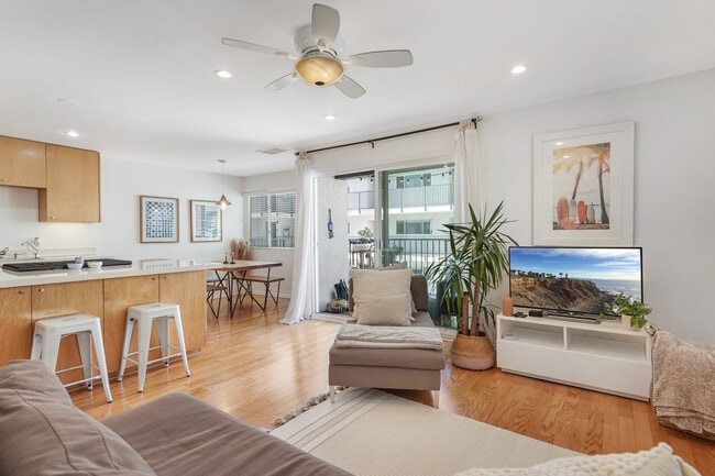 property at 1720 Ardmore Ave