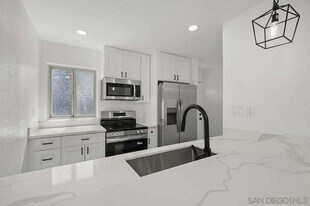 4182 Mount Alifan Pl, Unit G in San Diego, CA - Building Photo