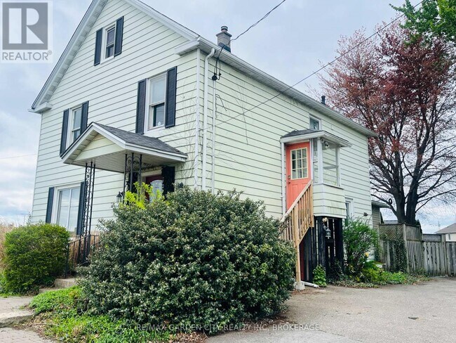 4683 Dorchester Rd
