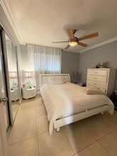 3401 NW 44th St, Unit 103 in Lauderdale Lakes, FL - Building Photo - Building Photo