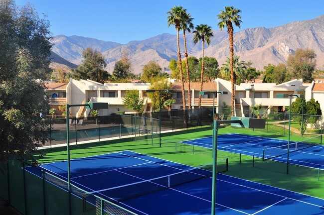 San Jacinto Village Apartments in Palm Springs, CA - Building Photo - Building Photo