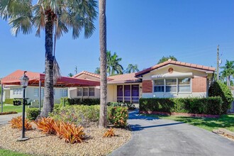 947 Washington St in Hollywood, FL - Foto de edificio - Building Photo