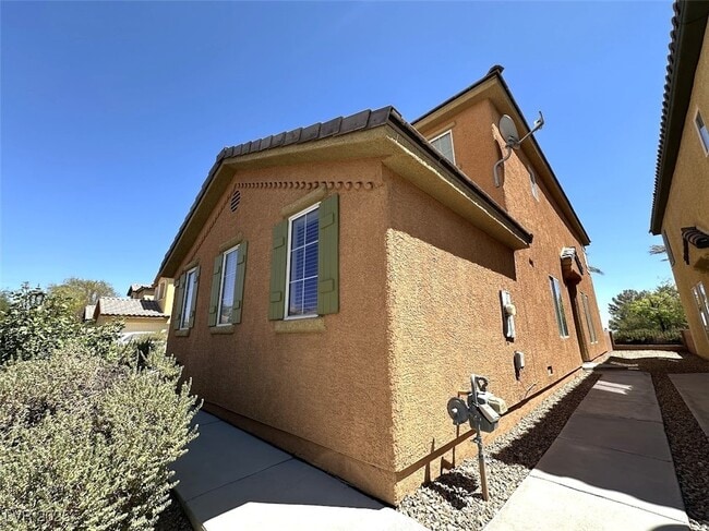 property at 3542 Harbor Tides St