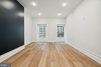 1822 Chestnut St in Philadelphia, PA - Building Photo - Building Photo