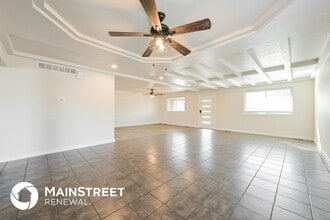 4911 Xanadu St in Denver, CO - Building Photo - Building Photo