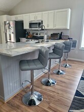 401 Redwood Trail in Canton, GA - Building Photo - Building Photo