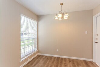 5606 Village Arbour Dr in Katy, TX - Building Photo - Building Photo