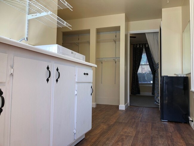 232 Bennett St in Grass Valley, CA - Foto de edificio - Building Photo