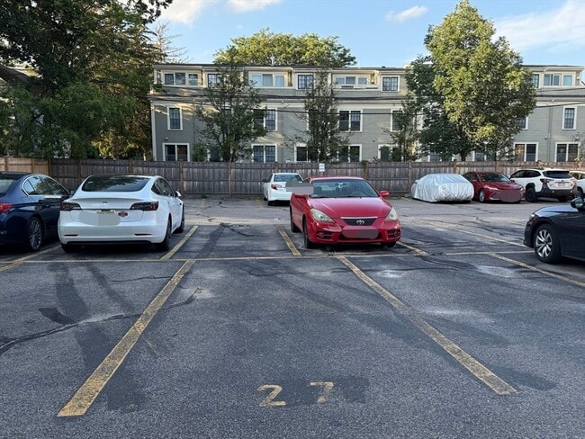 269 Harvard St, Unit 22 in Cambridge, MA - Foto de edificio - Building Photo