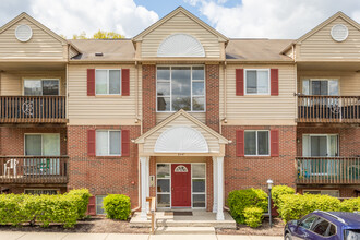 Heritage Hill Apartments in Norwood, OH - Building Photo - Building Photo