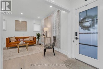 445 Moore St in Cambridge, ON - Building Photo - Building Photo