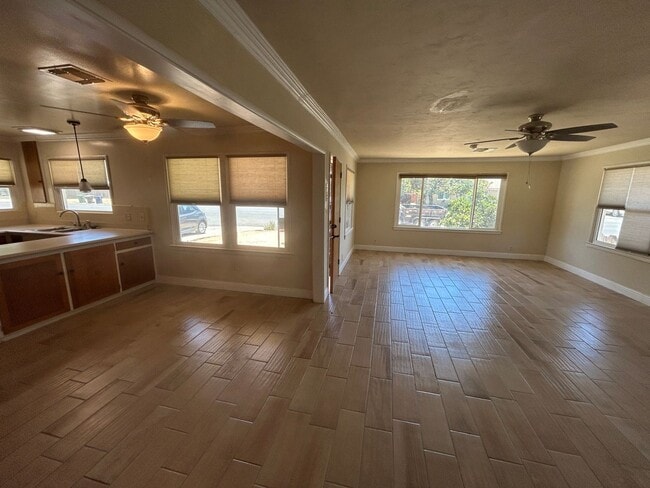 property at 14108 Locust St