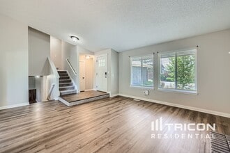 385 Mountain Cloud Cir in Littleton, CO - Foto de edificio - Building Photo