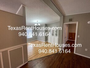 4824 River Rd in Wichita Falls, TX - Building Photo - Building Photo