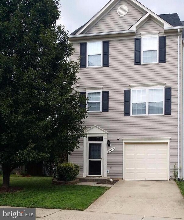 7981 Flager Cir in Manassas, VA - Building Photo