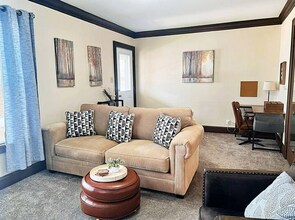 819 Bell Ave in Sheboygan, WI - Foto de edificio - Building Photo