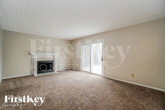 2872 Creith Ct, Unit 1008 in Grove City, OH - Foto de edificio - Building Photo