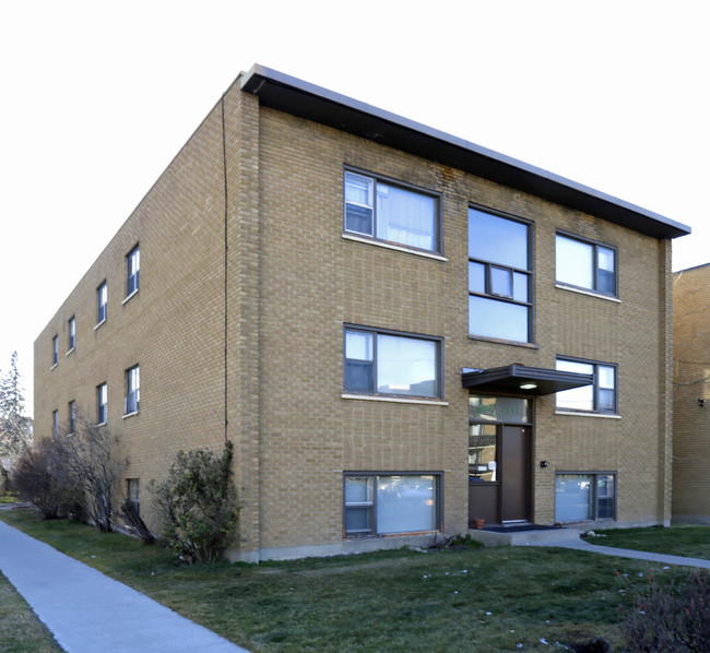 Jenny Apartments in Calgary, AB - Building Photo - Building Photo