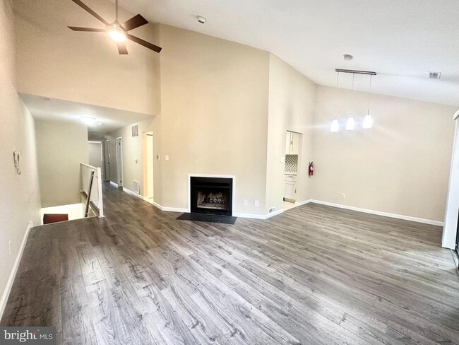 505B Cypress Point Cir in Mount Laurel, NJ - Building Photo - Building Photo