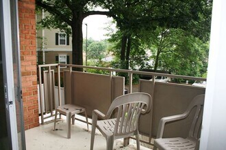 1800-D132 Jefferson Park Ave in Charlottesville, VA - Building Photo - Building Photo