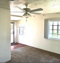 4640 Clairemont Dr in San Diego, CA - Building Photo - Building Photo