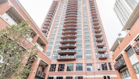 330 N Jefferson St, Unit 1601 in Chicago, IL - Building Photo