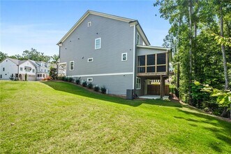 421 Retreat Ln in Canton, GA - Building Photo - Building Photo
