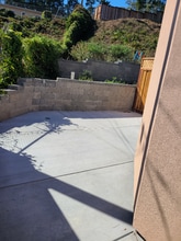 2661 Valleywood Dr in San Bruno, CA - Foto de edificio - Building Photo