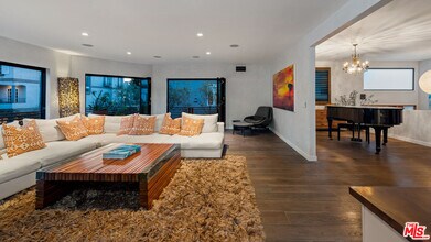 4616 Roma Ct in Marina Del Rey, CA - Building Photo - Building Photo