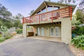 1342 Viejas View Ln in Alpine, CA - Building Photo - Building Photo