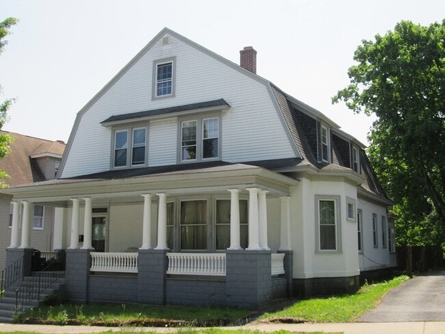 property at 5 Oberlin St