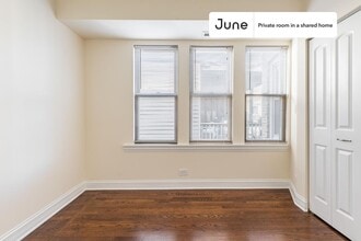 Room in Shared 4 bed/2 bath home in Chicago, IL - Building Photo - Building Photo