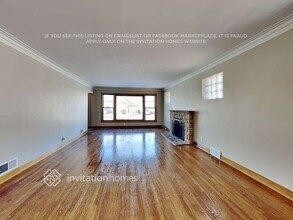 2645 W 94th St in Evergreen Park, IL - Building Photo - Building Photo