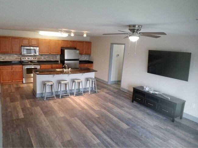 1611 Muscovy Wy in Seneca, SC - Building Photo - Building Photo