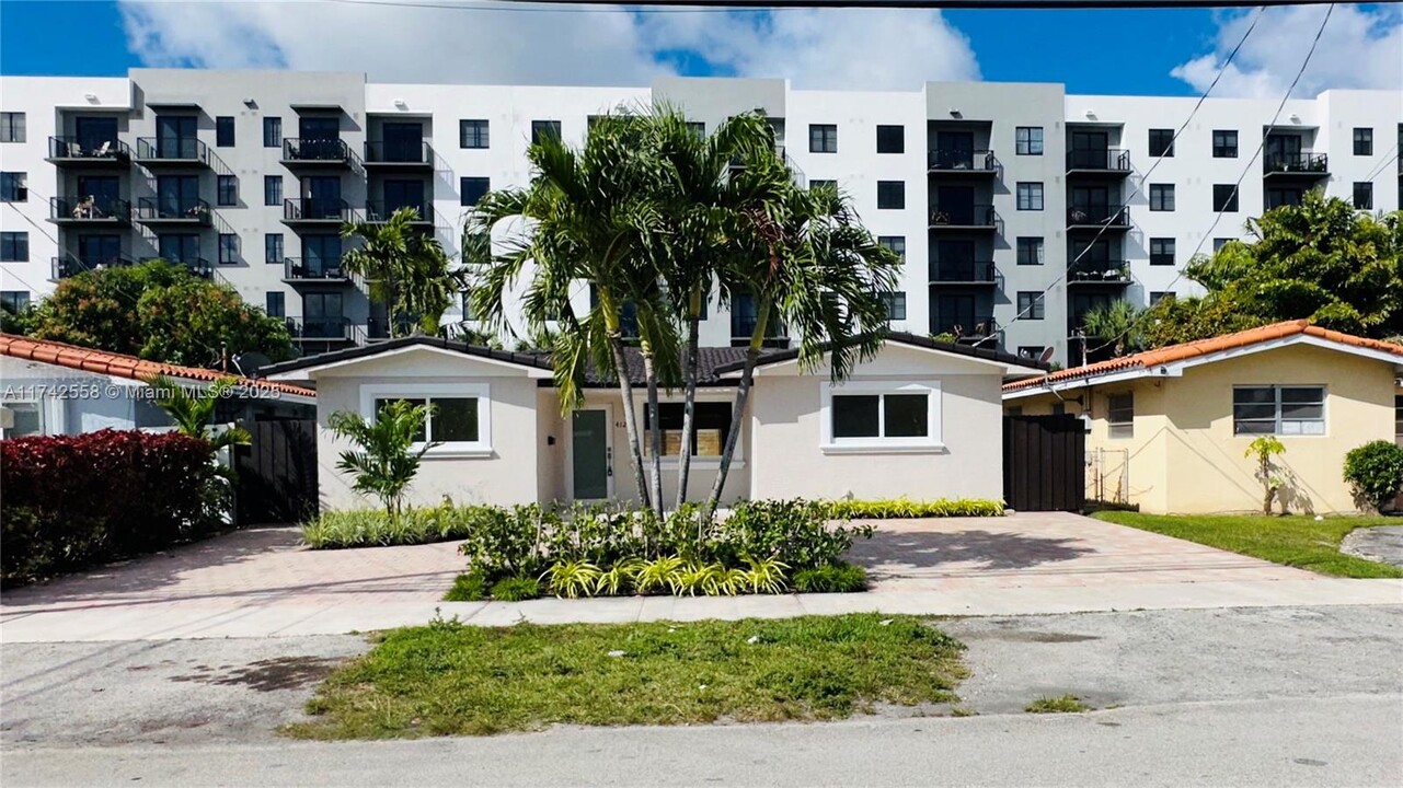 4120 SW 69th Ave in Miami, FL - Foto de edificio