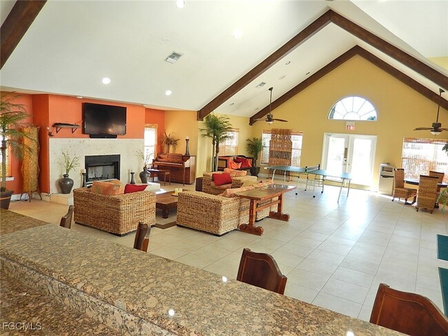 12571 Equestrian Cir