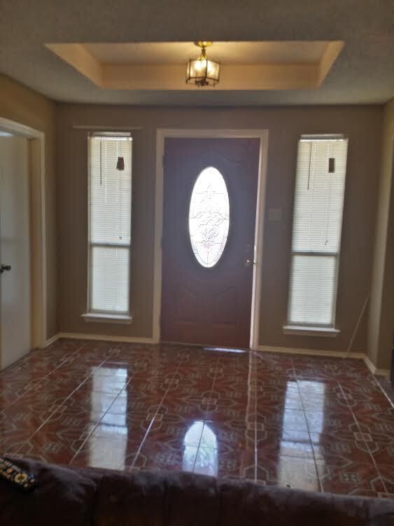 306 E Apollo Rd in Garland, TX - Foto de edificio - Building Photo