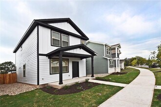 1724 Fountain Bridge Dr in Leander, TX - Building Photo - Building Photo
