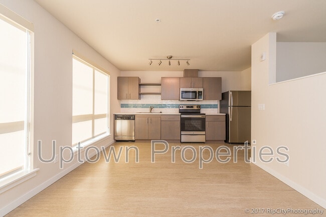property at 5885 S Macadam Ave