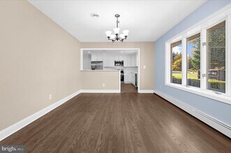 7643 Paradise Beach Rd in Pasadena, MD - Building Photo - Building Photo