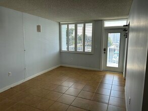 108 Paradise Harbour Blvd in North Palm Beach, FL - Foto de edificio - Building Photo