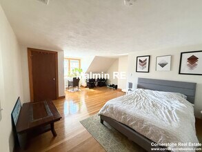 920 E 4th St, Unit 1 in Boston, MA - Building Photo - Building Photo